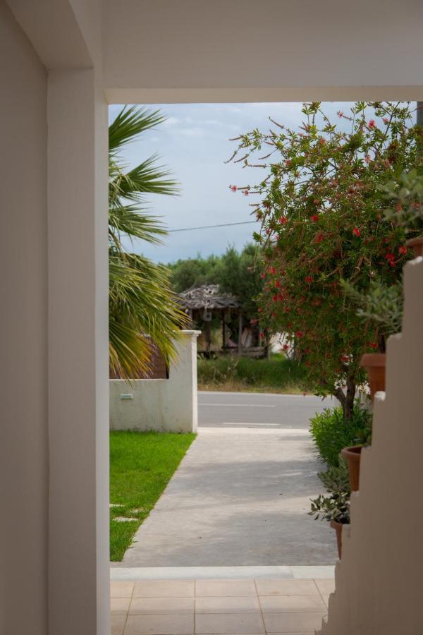 Tropical Apartments Alikész Kültér fotó